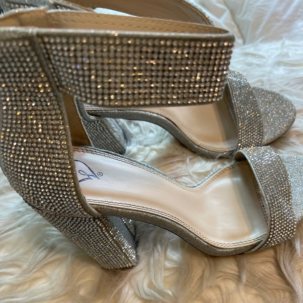 Rhinestones silver heels